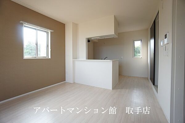 apartment 茨城県取手市本郷3丁目13-45
本郷の賃貸情報を見る
物件地図
