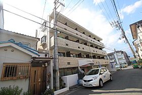 メゾン・ド・パルファン  ｜ 京都府京都市右京区西院西高田町（賃貸マンション1K・2階・12.63㎡） その1