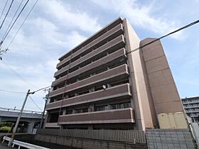 ティムール九条  ｜ 京都府京都市南区東九条河西町（賃貸マンション1K・6階・25.92㎡） その1