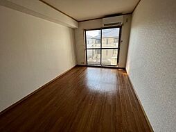 フォレスト 1階1Kのリビング/ダイニング