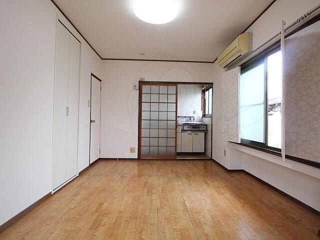 寝室
