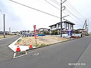 外観:1区画：落ち着きのある閑静な住宅地です　現地写真2025.3.27撮影