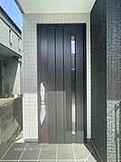 外観:玄関ポーチ　現地写真2022.9.16撮影