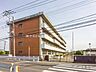 周辺：周辺環境:中学校 210m 川越市立芳野中学校(徒歩3分。目指す学校像：活力が満ち、さわやかで心なごむ学校)