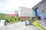 私立九州産業大学 438m