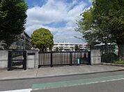 忠生小学校まで約1795ｍ