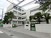 西中学校まで約33〜190m