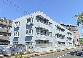 メイプルガーデン成瀬 103 ｜ 東京都町田市成瀬６丁目9-15（賃貸マンション2LDK・1階・54.00㎡） その1