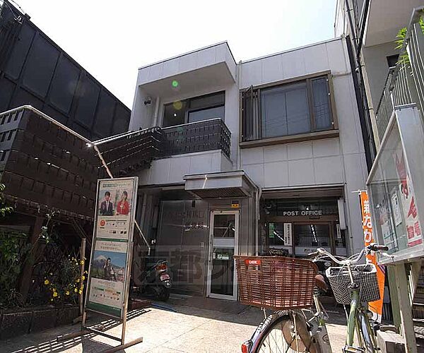 画像30:京都大宮鞍馬口郵便局まで83m 商店街の中にあり、その他の買い物も便利