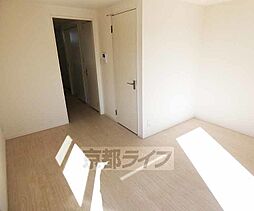 JR山陰本線 花園駅 徒歩7分の賃貸アパート 1階1DKのリビング/ダイニング