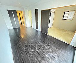 ラ・トゥール二条御所南 502 5階2LDKのリビング/ダイニング