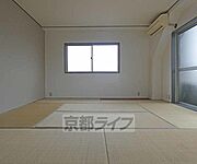 お部屋の別角度です。