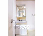 独立洗面台です。