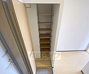 靴収納付きの玄関