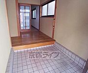 玄関周りもこんなに広い さすが貸家です