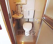 トイレも付いております。