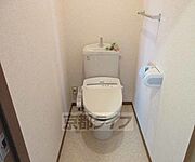清潔感のあるトイレです