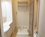 洗濯機はこちらに・