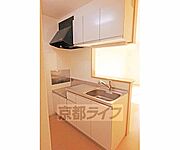 上部にも収納がございます