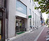 京都中央信用金庫　百万遍支店まで33m 百万遍交差点すぐ