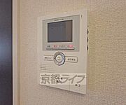 モニターで来客確認できるので安心です。