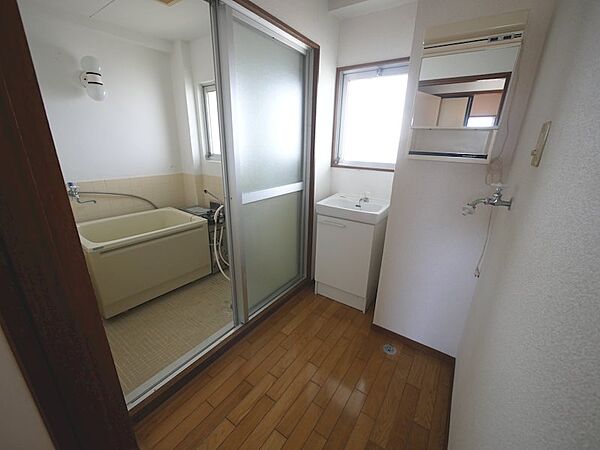 apartment 茨城県常陸太田市金井町
地図を見る