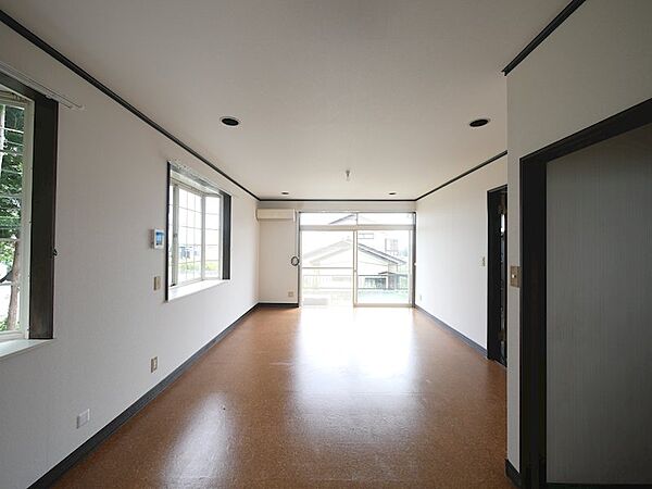 detached 茨城県日立市森山町４丁目

地図を見る