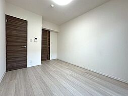 東京メトロ東西線 浦安駅 徒歩5分の賃貸マンション 1階1Kのリビング/ダイニング