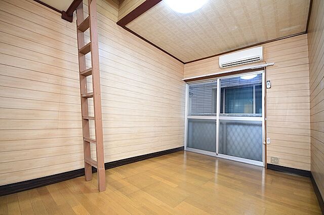 寝室