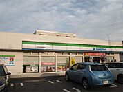 ファミリーマート みのり台駅前通り店（3486m）