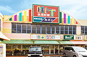 カズン関原店（447m）