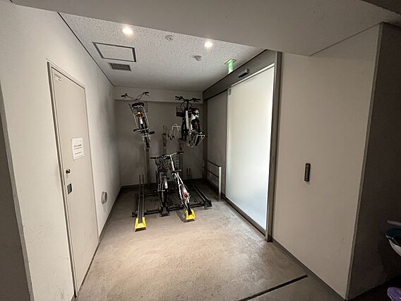 駐輪場