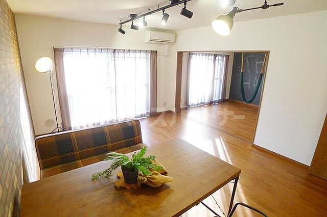 リビング/ダイニング