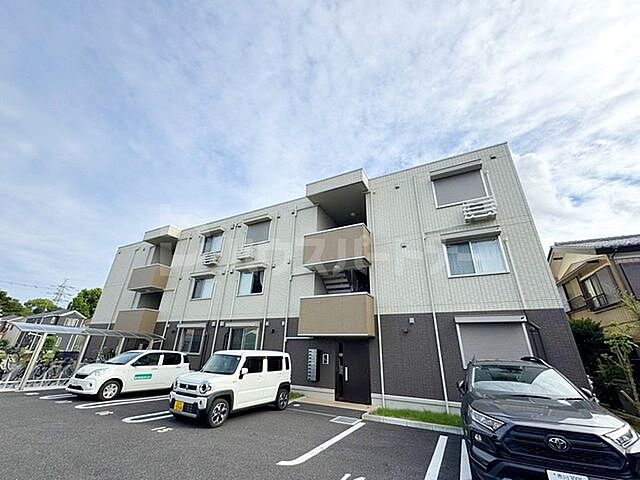 5 / 22