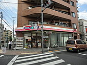 オリジン弁当中神店 286m