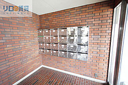 6 / 18