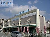 万代宝塚中筋店 651m