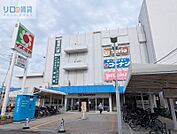 イズミヤ小林店 402m