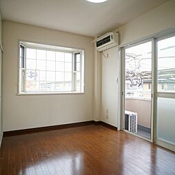 ジュムレ石橋 302 3階1Kのリビング/ダイニング