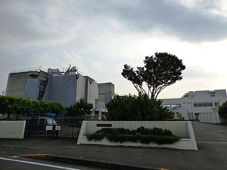 相模原市立上溝南中学校(628m)