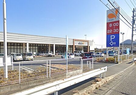 ダイエー 津久井店(1900m)