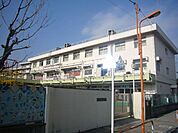 幼稚園、保育園「区立弘道保育園まで840m」