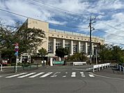 世田谷区立玉堤小学校（897m）