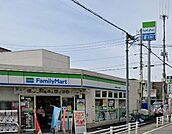ファミリーマート 武蔵野中央公園前店（585m）