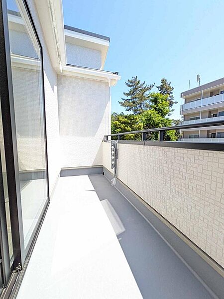 バルコニーを拡大表示