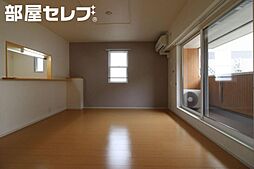 グリーン・アベニュー 2階2LDKのリビング/ダイニング