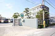 あま市立甚目寺南小学校 617m