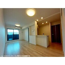 グランディールC-2 2階2LDKのリビング/ダイニング