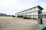 あま市立甚目寺小学校 860m