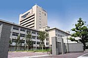 私立同朋大学 923m